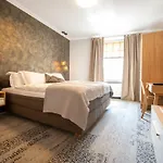 Ratshotel