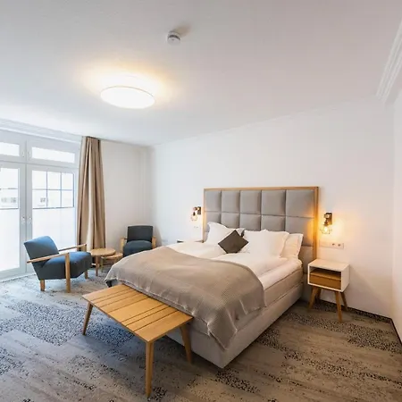 Отель Ratshotel