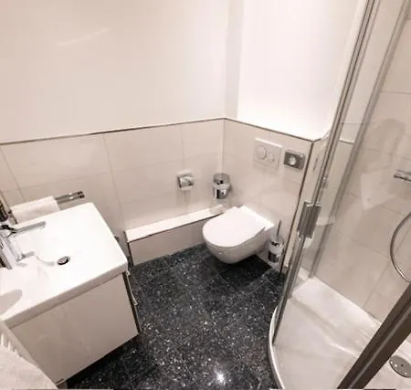 Отель Ratshotel