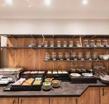 Отель Ratshotel