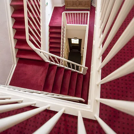 Отель Ratshotel Хальтерн