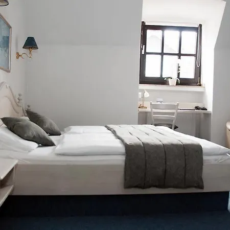 Ratshotel Отель 4*