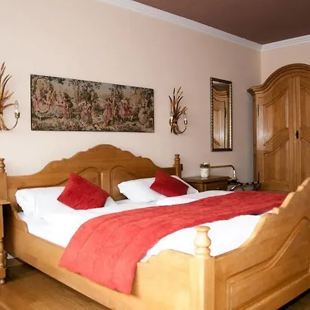 Hotel Ratshotel 4*